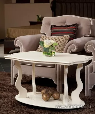 Столик Берже 3 (на колесах)