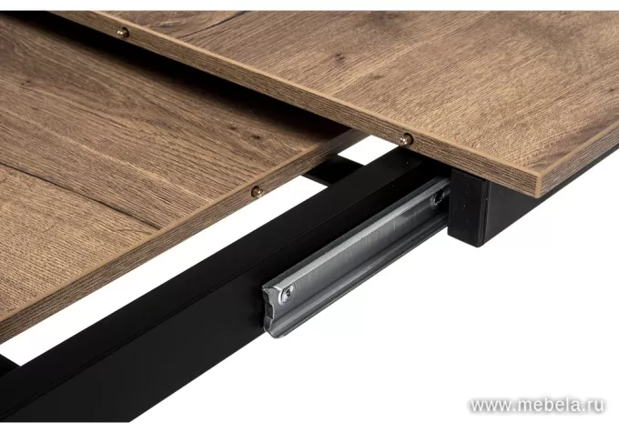 Обеденный стол Центавр