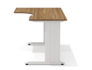 Стол эргономичный, на металлокаркасе