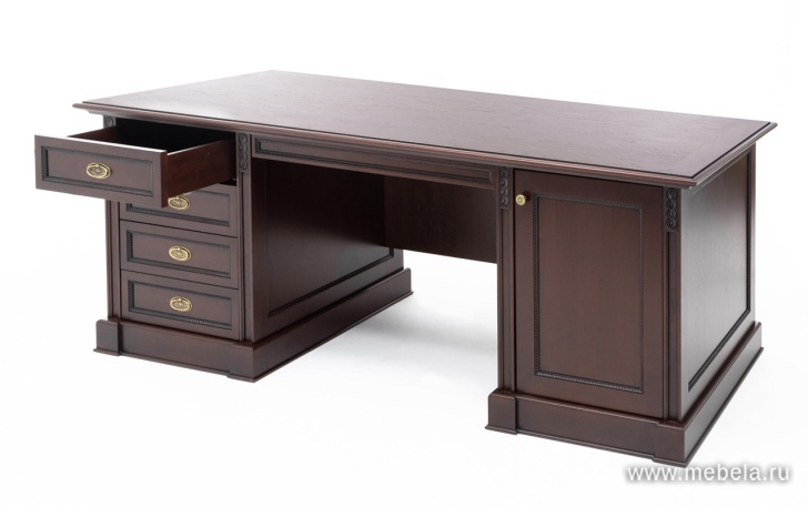 кабинет директора Doge